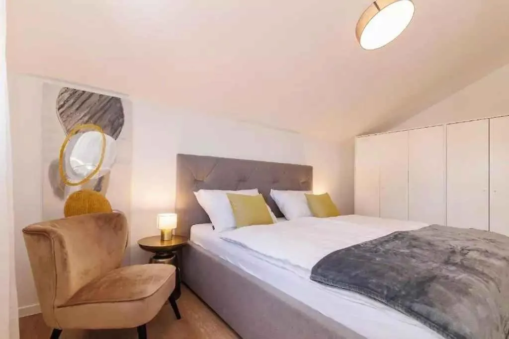 Apartment In Selce 51720 קרואטיה